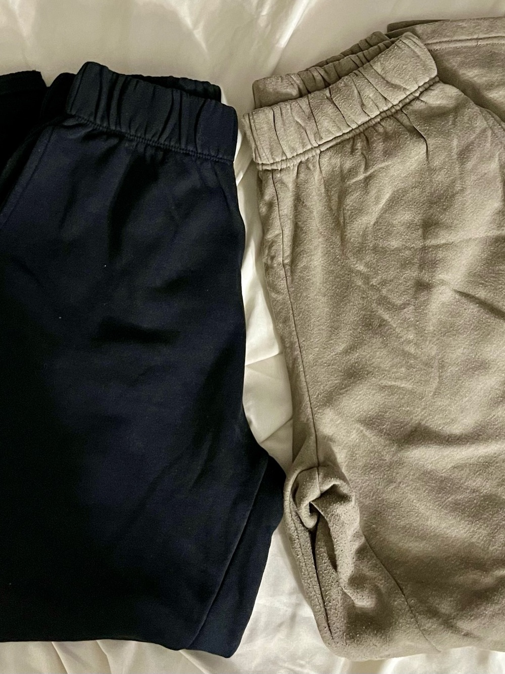Woman’s Elastic-Waist Wide Leg Jogger Pants - Navy and Taupe